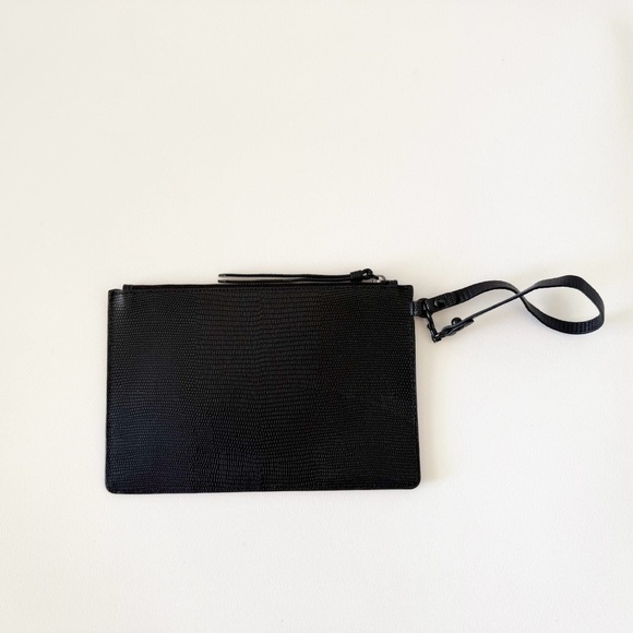 Rebecca Minkoff Wristlet Textured Leather Casual Classic Chic Minimal Black - Picture 2 of 7